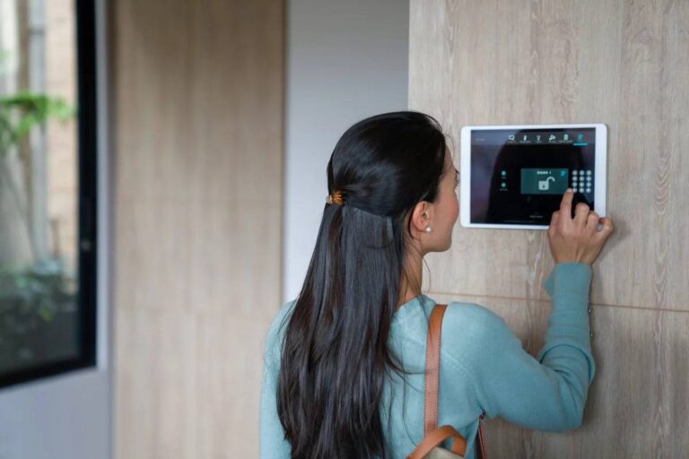 Best Smart Devices To Protect Your Home featured image