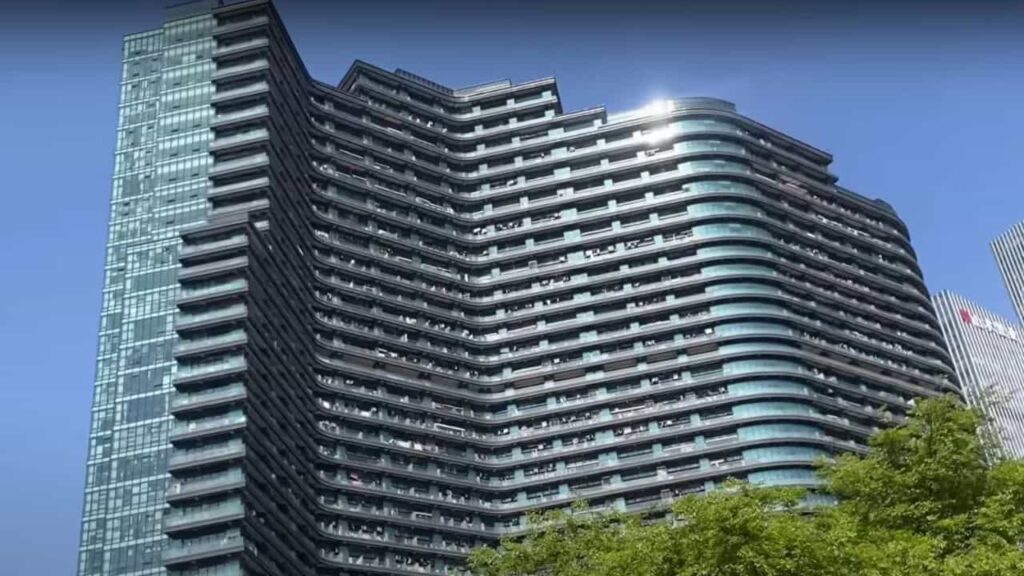 full view of regent international apartment in China