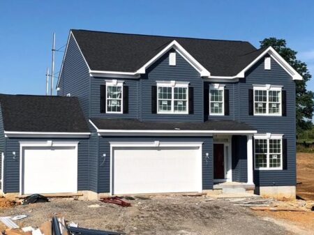 17 Timeless Ideas for Navy Blue House with White Trim - Tangy House