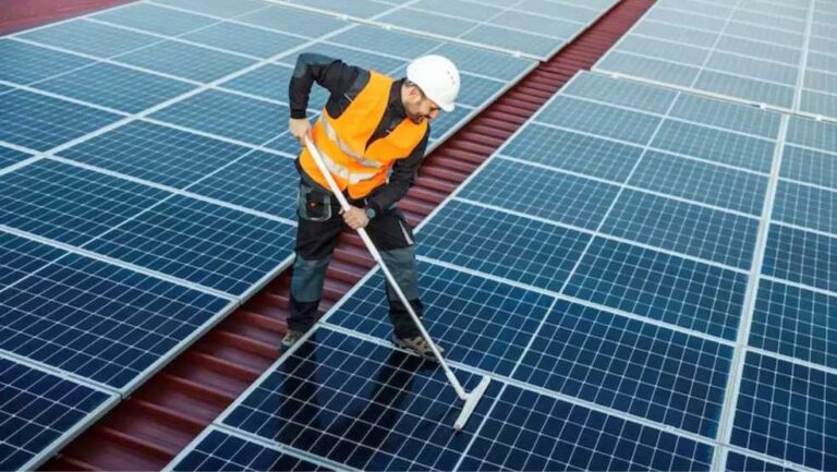 10-Best-Tips-For-Solar-Panel-Cleaning-Ultimate-Guide