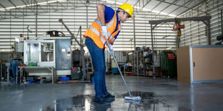 The-Impact-of-Skilled-Maintenance-Services-on-Maintaining-Clean-Commercial-Environments