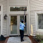 Benefits Of Hiring Professional Window Washers for Home Maintenanceent featured image