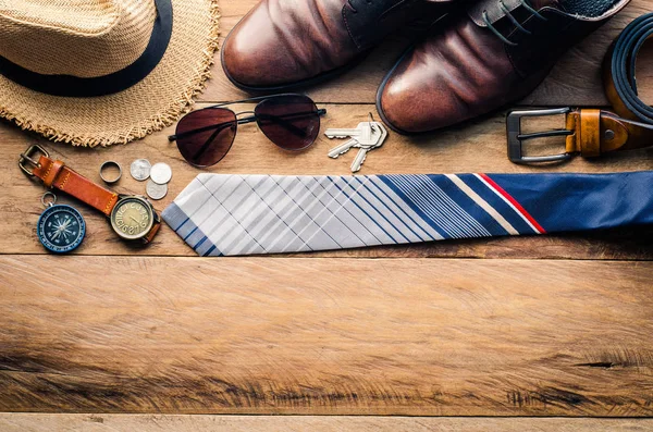 Editor’s Pick Shopnaclo clothing and accessories