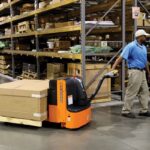 Step-by-Step-Guide-to-Using-Pallet-Jacks-Safely-in-Your-Workplace