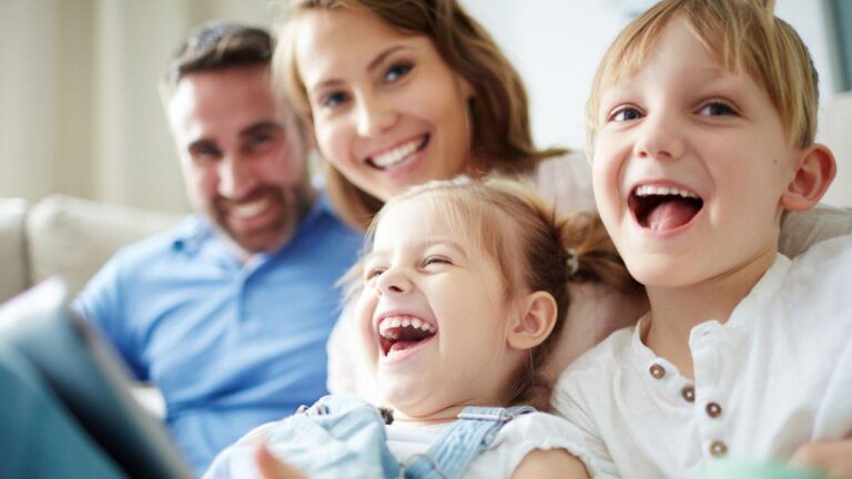 Chelsea Famousparenting featured image