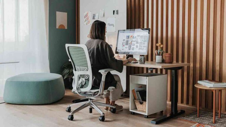 Ergonomic Home Office Design Tips: Maximizing Productivity Ergonomic-Home-Office-Design-Tips-Maximizing-Productivity