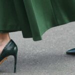 What Color Shoes Goes with Emerald Green Dress Featured Image