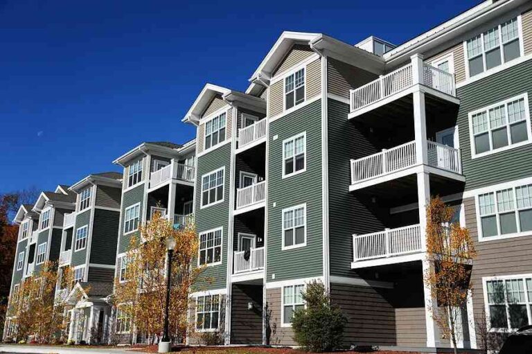 How Proper Upkeep Increases the Long-Term Value of Commercial Real Estate a-modern-multi-family-residential-building-typically-found-in-apartment